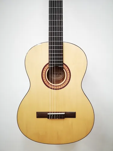 Guitarra Clásica Suzuki Designed Japan Det Kingdom Music 654