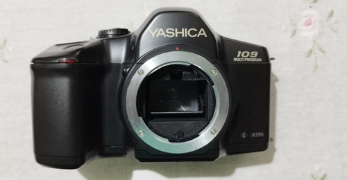 Maquina Fotografica Yashica 109 Multiprogram, Analogica 