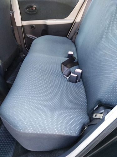 Imagen 8 de 11 de Toyota Yaris Hatchback