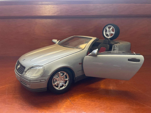 Mercedes Benz Esc 1:18 Kompressor Slk 230 1998