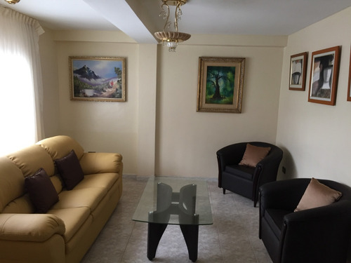 Se Alquila Bella Y Cómoda Casa En El Retiro