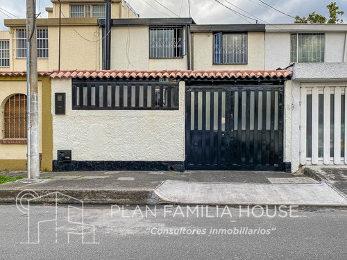 Hermosa Casa De 184 M2 En Villa Del Prado Bogotá