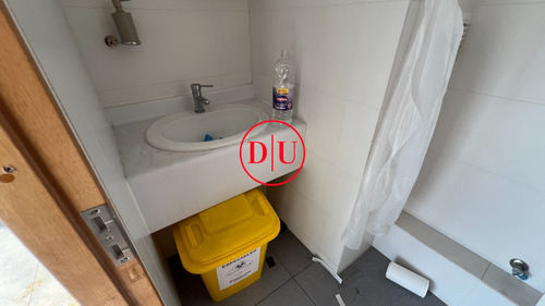 Box De 29 M² | Un Ambiente En Edificio Médico Nuevo Prado