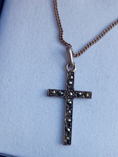 Cruz Gotica Plata 5 Piedras Mic Diamante Negro Kendra Joyas