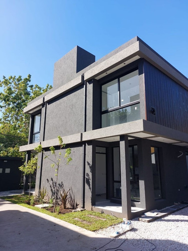 Imagen 5 de 18 de Venta De Complejo/condomino Gabriela Mistral | Ituzaingo N