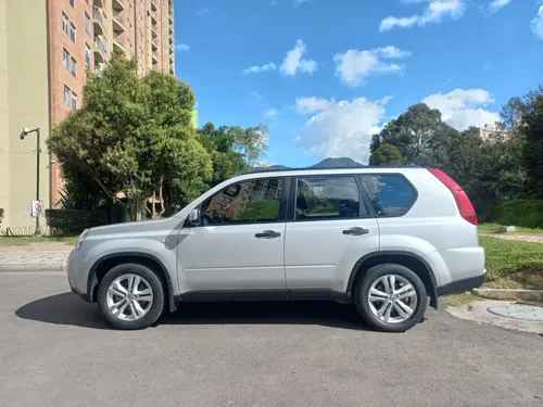Nissan Xtrail 2.5 T31 Xtronic Cvt