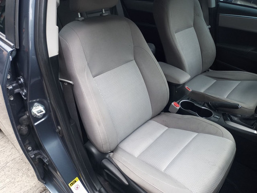Imagen 9 de 14 de Toyota Corolla Le Ta 2016