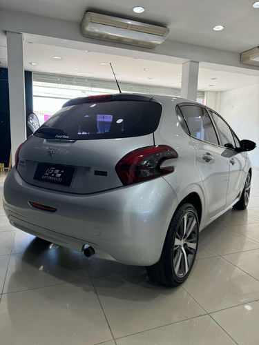 Peugeot 208 1.6 Active