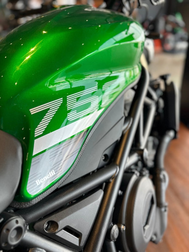 Imagen 12 de 16 de Benelli 752s