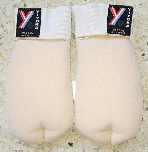 Guantines De Karate Marca Yiyoka. Talla L