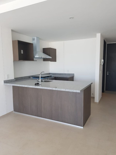 Imagen 6 de 14 de Renta Departamento - Constituyentes Queretaro