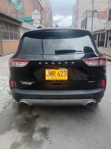 Ford Escape TitaniumHev2.5At2020