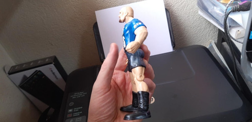 1999 Jakks Titan Tron Wwe Stone Cold Class Figure 16 Cms (Usado)