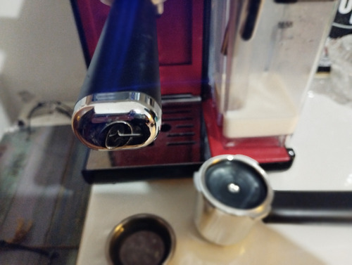 Cafetera Oster Prime Latte 6701b(hay Regalos,verdescripción) Rojo-negro