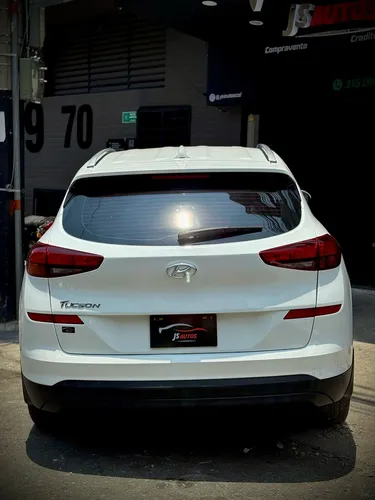Hyundai Tucson 2.0 Advance 4X2 At