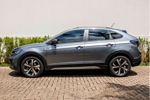 Volkswagen Nivus 1.0 Highline 200 Tsi Aut. 5p