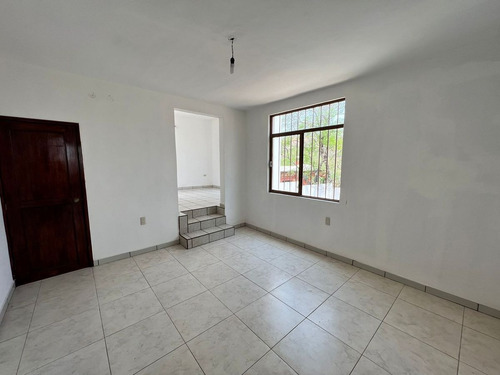 Imagen 18 de 24 de Casa Residencial En Venta/renta Seis Recámaras En Marfil Gua