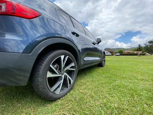 Volvo XC40 2.0 B5 Mild Hybrid