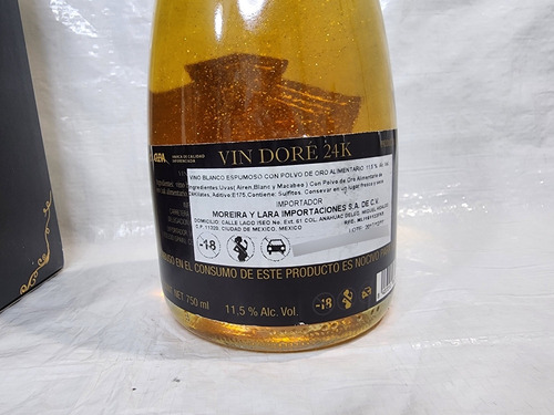 Botella Coleccionable Vin Dore 24k Con Polvo De Oro 24k (Usado)