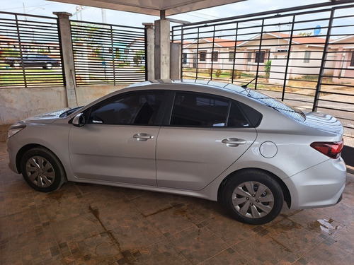 Imagen 8 de 8 de Kia Rio 2020 Rio 2020 Automático