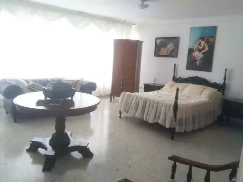 Venta De Casa En El Bosque De 250mts2, Norte De Cali 2058.