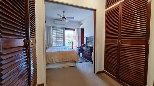 Casa Chalet En Venta 6 Amb Con Patio Y Pileta Olivos Golf