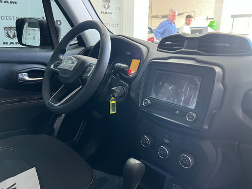 Jeep Renegade 1.8 Sport At6