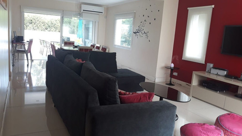 Imagen 2 de 7 de Casa En Alquiler De 4 Dormitorios C/ Cochera En Malibú