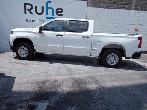 Imagen 5 de 15 de Chevrolet Silverado 2020 4.3 V6 1500 Wt Doble Cabina 4x4 At