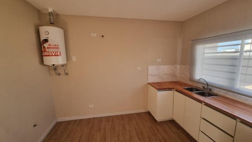 Alquiler | Casa | 2 Dormitorios | Capitán Bermúdez | Barrio Terranova
