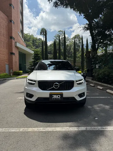 Volvo XC40 2.0 T5 Awd R-design