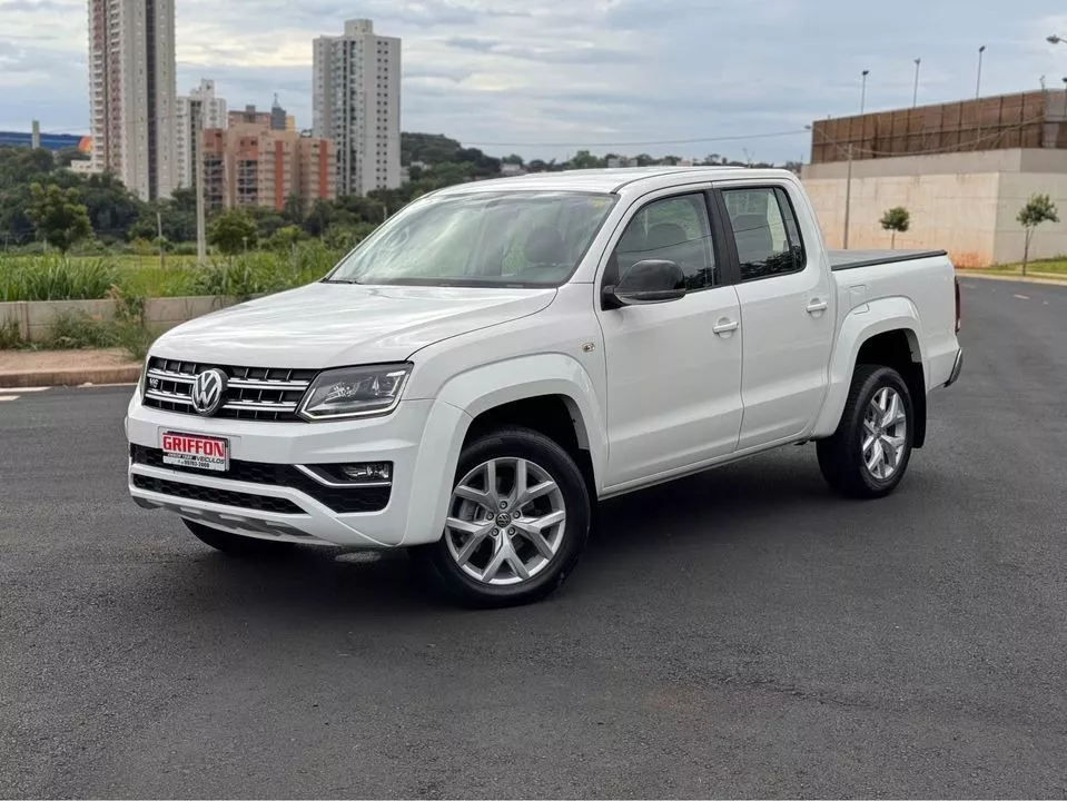 Volkswagen Amarok 3.0 Highline Cab. Dupla V6 4x4 Aut. 4p marchas