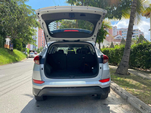 Imagen 19 de 19 de Hyundai Tucson 2.0 Gl Premium At 2018