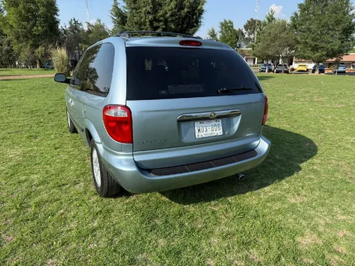 Chrysler Voyager Lx At