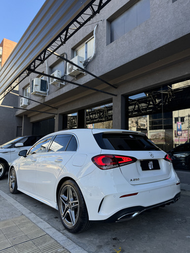 Mercedes-benz Clase A 2.0 A250 Amg-line 211cv 224 Hp