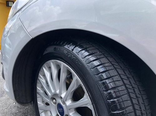 Ford Fiesta Titanium 1.6 Flex Automático Completo 2015