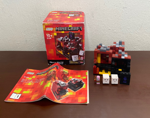 Lego Minecraft Micro World - The Nether, Armado 451 Set Armado Con Caja Y Un Manual (Usado)