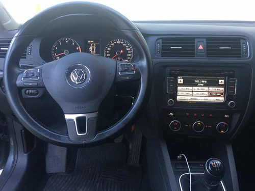 Volkswagen Vento 2.5 Luxury 170cv 2014