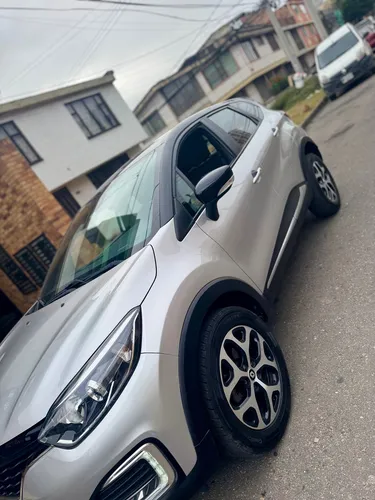 Renault Captur 2.0 Intens Automática