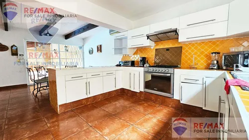 Renta De Casa En Burgos, Temixco, Morelosclave 4766