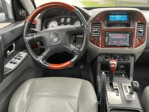 Mitsubishi Montero 3.8 V67
