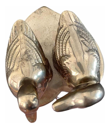 Par Patitos Bronce Base Forma Corazón (Usado)