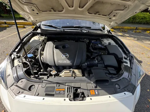 Mazda 3 2.0 Grand Touring At