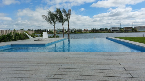 Imagen 1 de 12 de Construccion Piscinas Hormigon Elaborado