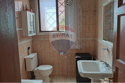 Imponente Casa En El Corazón De Ñuñoa