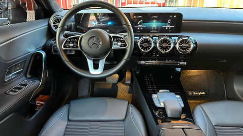 Mercedes-Benz Clase A 1.3 A200 163cv Progressive Sedan