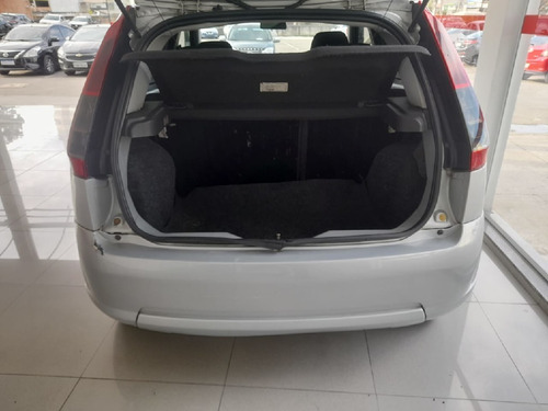 Imagem 8 de 8 de Ford Fiesta 1.6 Mpi Class Hatch 8v Flex 4p Manual