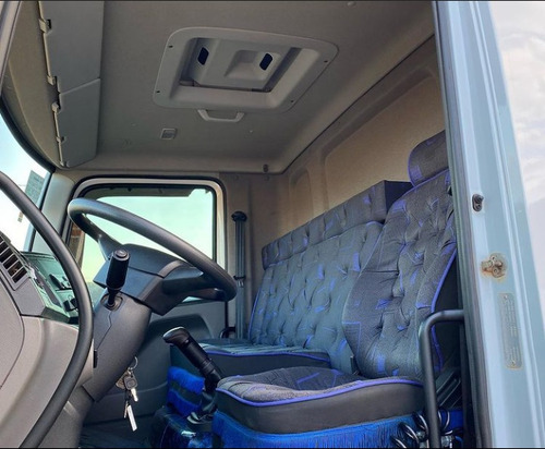Imagem 4 de 4 de Volkswagen Vw24260 Robust A