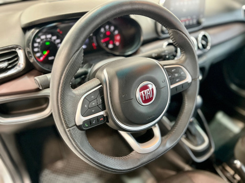 Fiat Cronos 1.8 E.TORQ FLEX PRECISION AT6