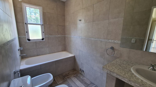Imagen 21 de 24 de Venta De Casa Estilo Moderno En San Eduardo